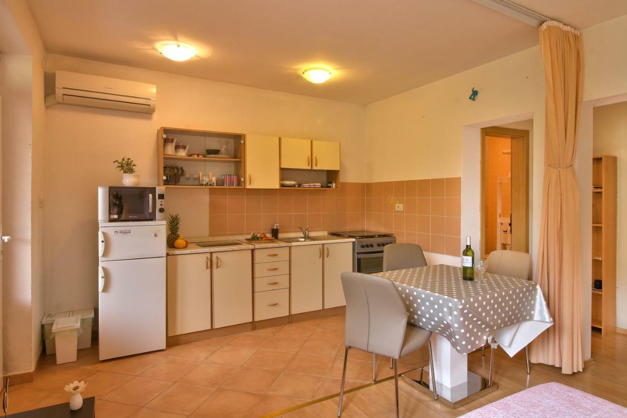 Apartment Borik Pula Exteriér fotografie